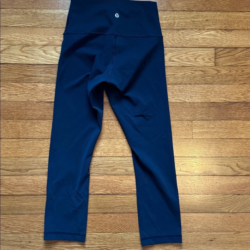 lululemon athletica comfortable stylish